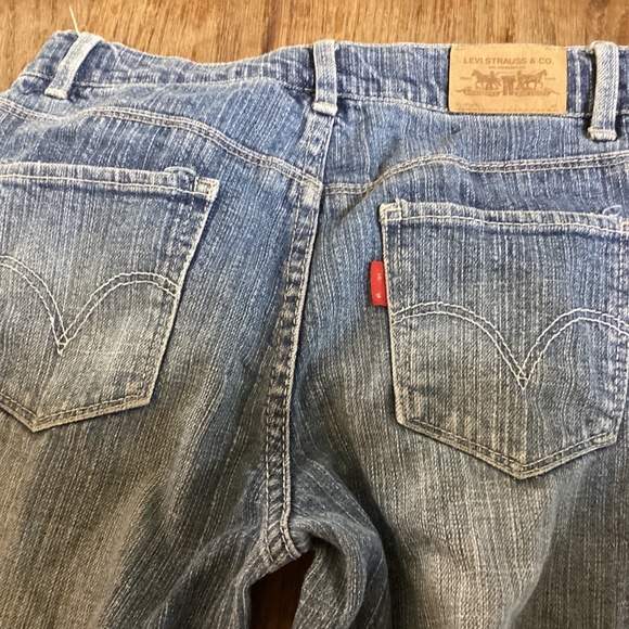 Levi’s slim straight fit jeans - Picture 3 of 3